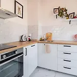 Bella 2br Appartement *