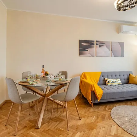 Апартаменты Bella 2br *